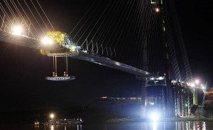 Мост к острову "Русский" достроен