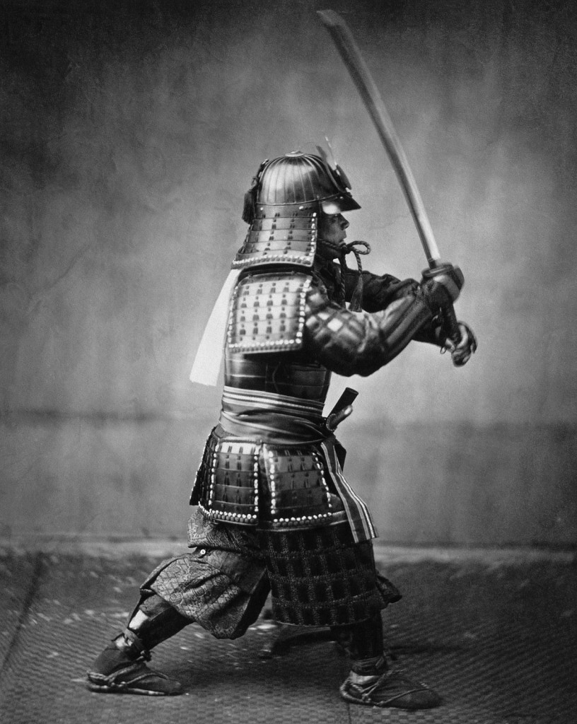 Samurai_with_sword